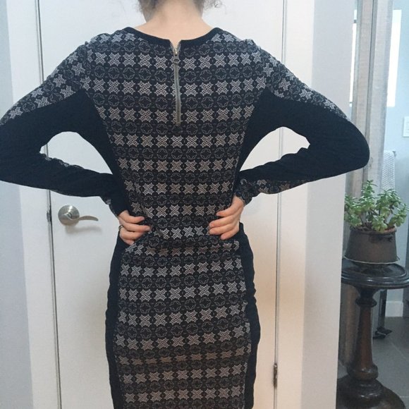 Geometric midi dress - Picture 2 of 2